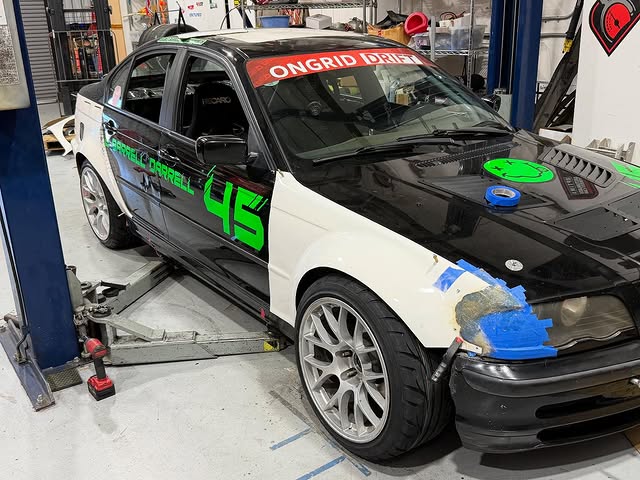 AV8 Supercars